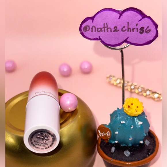 MAC Cosmetics Powder Kiss Lipstick in ORANGE ODDITY Limited Ed 1.5g NEW - Picture 2 of 10